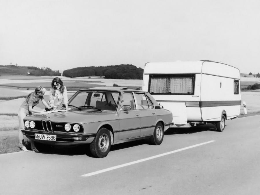  BMW 525 Sedan 1976 года  (фото 2 из 10)